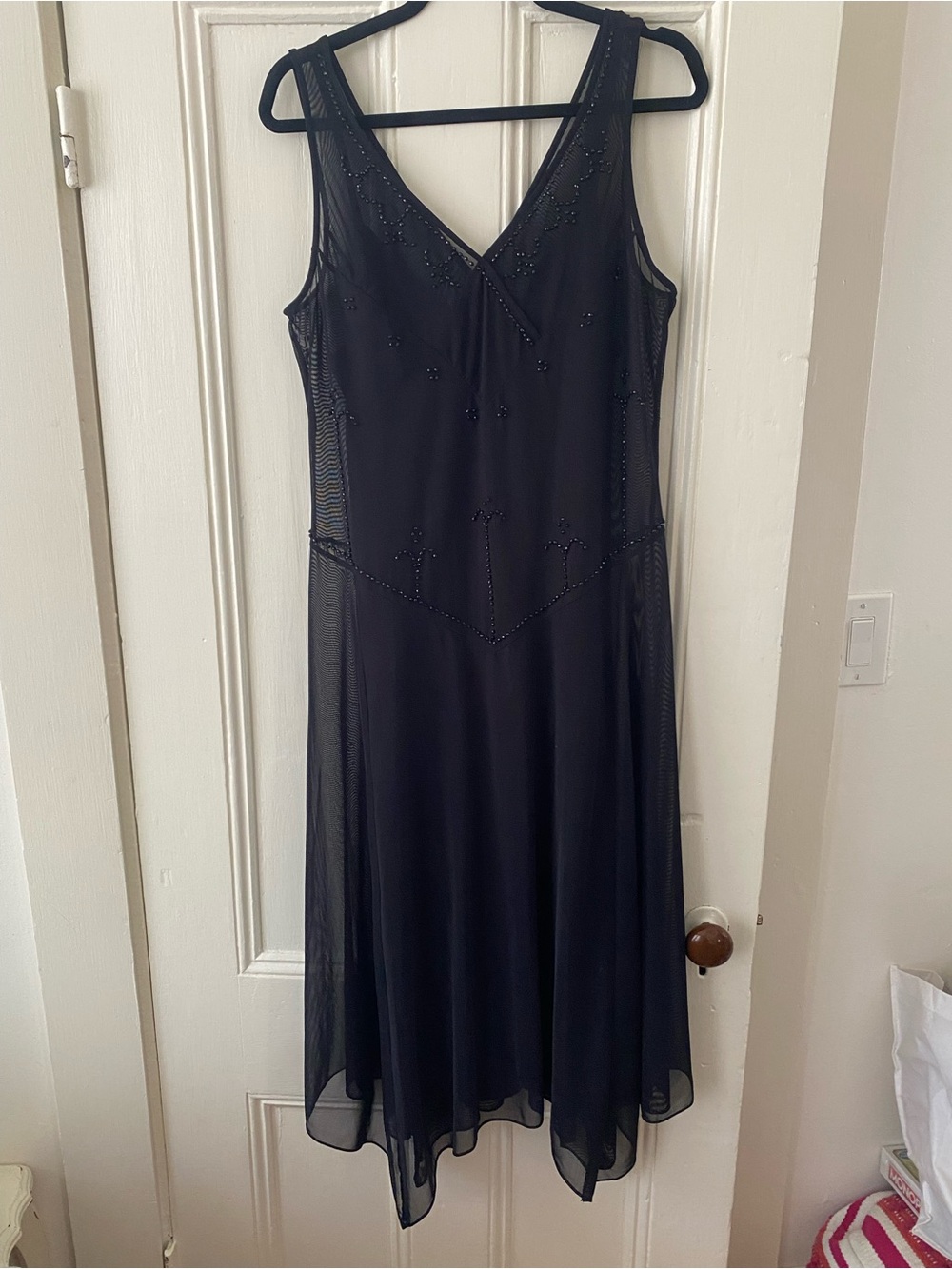 Robbie Bee Black Sleeveless V-Neck Midi Dress